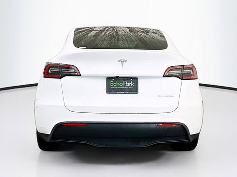 Used 2023 Tesla Model Y Long Range AWD/4WD image 7