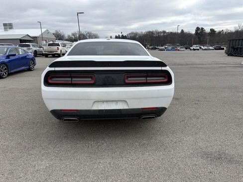 Used 2023 Dodge Challenger GT w/ Plus Package image 7