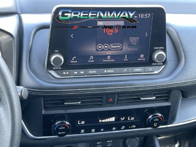 Used 2024 Nissan Rogue SV AWD/4WD image 18