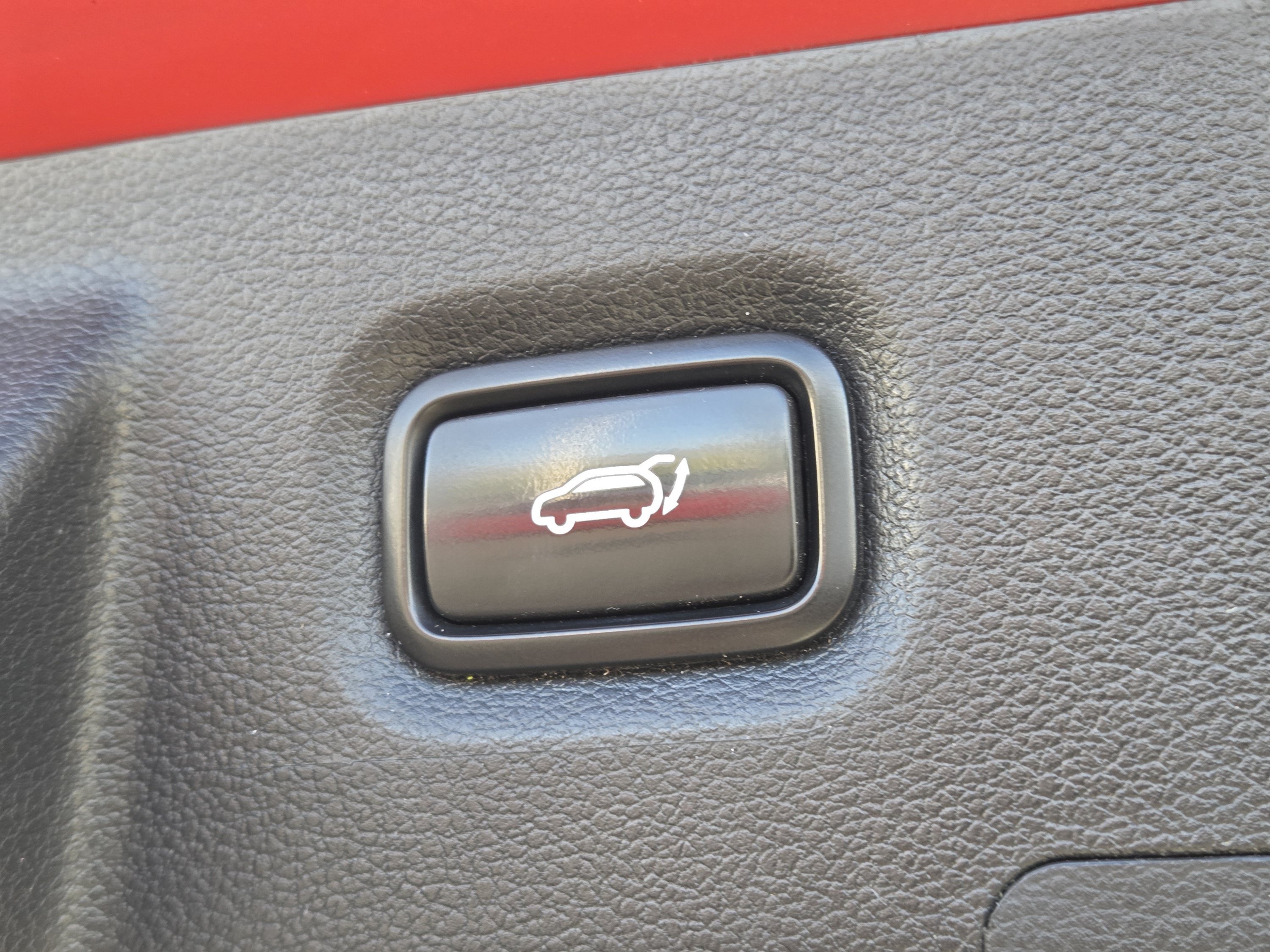 Used 2020 Hyundai Santa Fe Limited AWD/4WD image 28