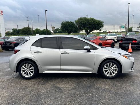 Certified 2024 Toyota Corolla SE FWD image 3