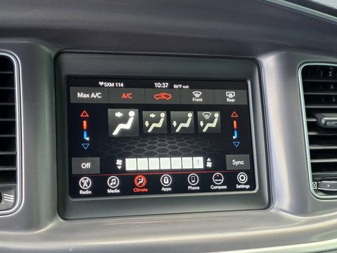 Used 2022 Dodge Charger SXT RWD image 13