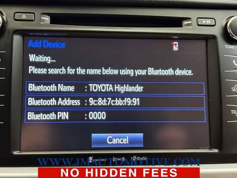 Used 2017 Toyota Highlander Plus AWD/4WD image 25