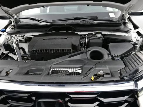 Certified 2023 Honda Pilot Touring image 25