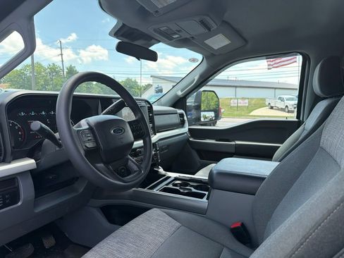 Used 2024 Ford F250 XLT w/ Snow Plow Prep Package AWD/4WD image 7
