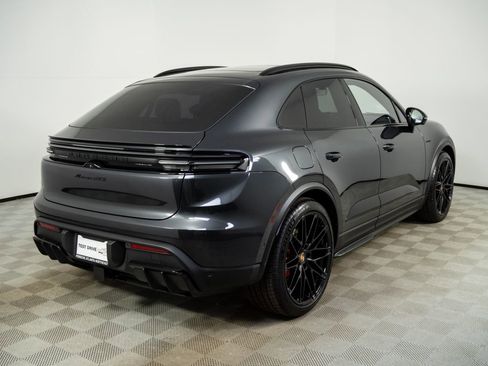 New 2026 Porsche Macan GTS Electric image 29