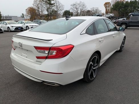Used 2022 Honda Accord Sport image 6