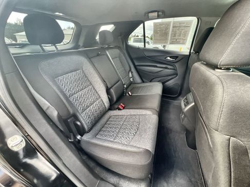 Used 2022 Chevrolet Equinox LT image 25