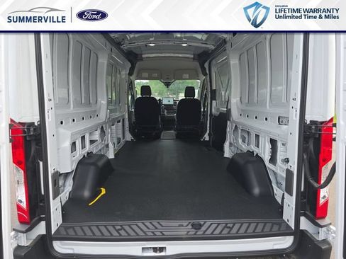 New 2026 Ford Transit 250 148 Medium Roof RWD image 15
