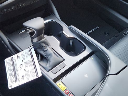 New 2025 Lexus ES 350 w/ Premium Package image 15