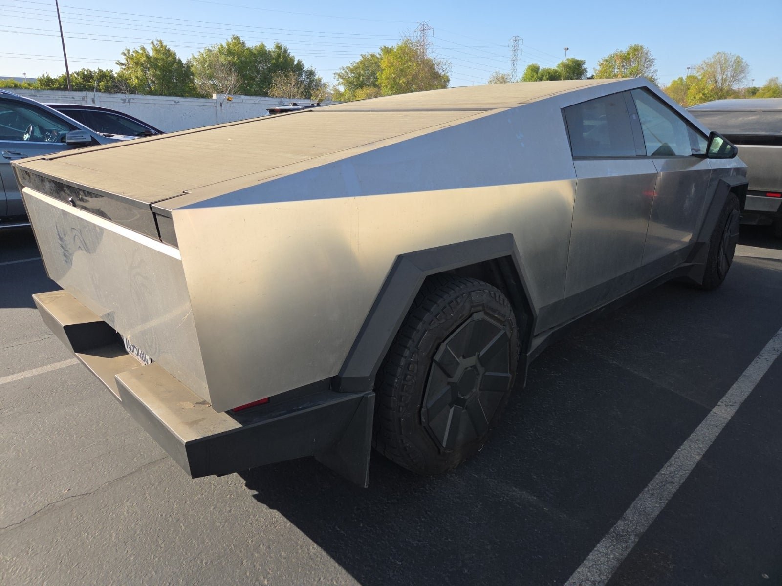 Used 2024 Tesla Cybertruck AWD Crew Cab image 2