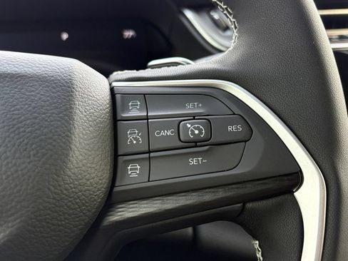 New 2026 Jeep Grand Cherokee Laredo X RWD image 16