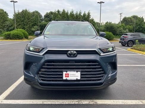 Certified 2024 Toyota Grand Highlander AWD image 13