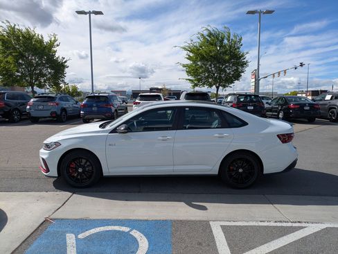 New 2026 Volkswagen Jetta GLI Autobahn image 9