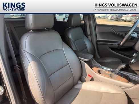Used 2020 Chevrolet Malibu Premier FWD image 20
