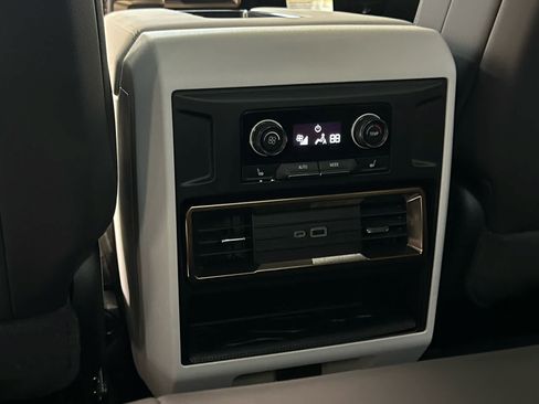 Used 2025 GMC Hummer EV 3X AWD/4WD image 36