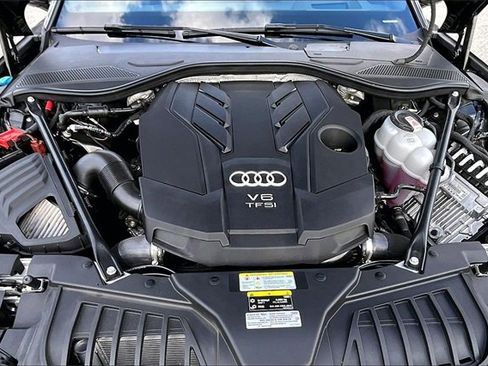 Used 2024 Audi A8 L 3.0T w/ Comfort Plus Package image 9