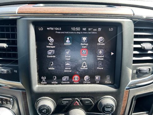 Used 2017 RAM 1500 Laramie RWD image 18