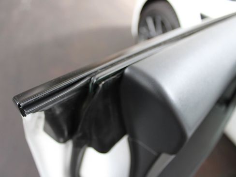 Used 2023 Tesla Model 3 Standard Range RWD image 16