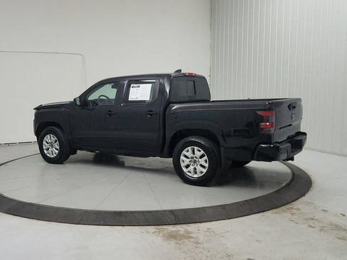 Used 2024 Nissan Frontier SV w/ SV Convenience Package RWD image 6