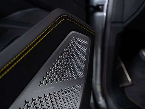 Used 2020 Lamborghini Urus AWD/4WD image 18