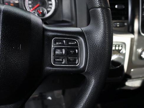 Used 2018 RAM 1500 Express image 23