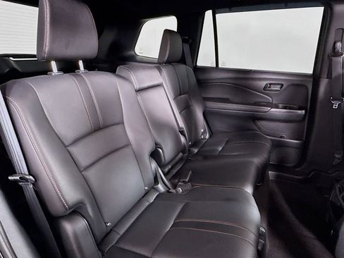 Used 2023 Honda Passport TrailSport image 36