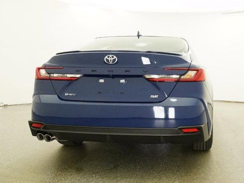 New 2026 Toyota Camry SE image 24