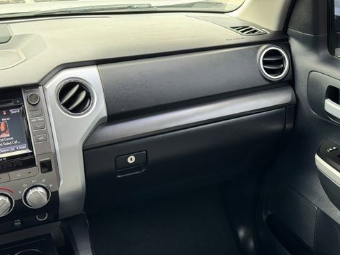 Used 2015 Toyota Tundra SR5 w/ TRD Off Road Package image 22