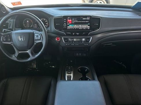 Certified 2025 Honda Ridgeline TrailSport+ image 17