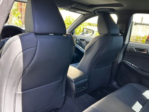 Used 2023 Lexus IS 500 RWD image 13