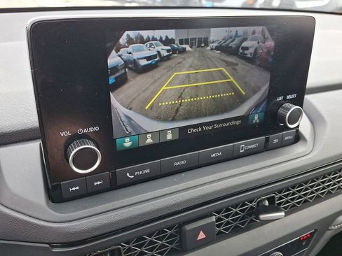 Used 2025 Honda Accord SE image 18