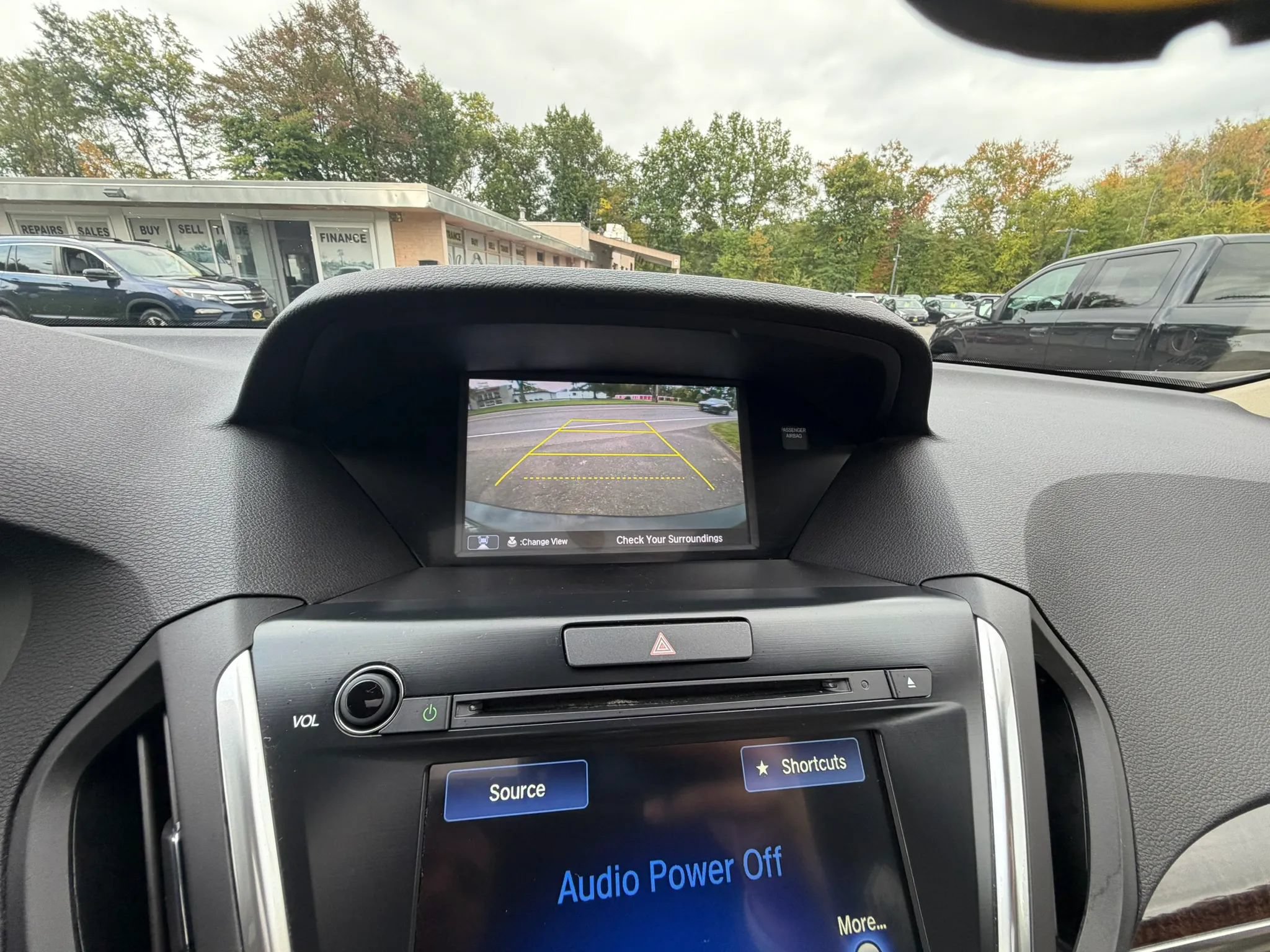 Used 2017 Acura MDX SH-AWD image 29