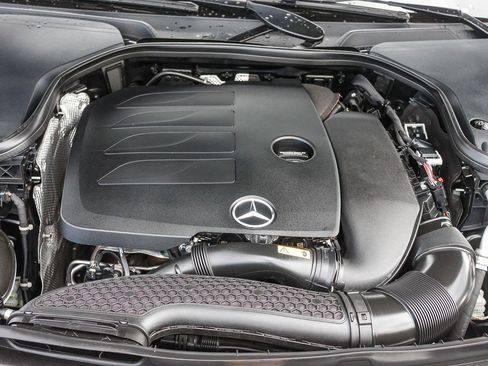 Used 2022 Mercedes-Benz E 350 4MATIC Sedan image 28