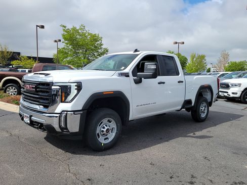 New 2026 GMC Sierra 2500 Pro AWD/4WD image 4