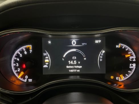 Used 2021 Jeep Grand Cherokee Overland image 13