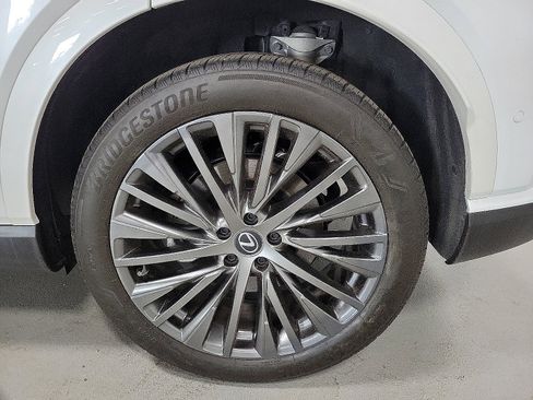 Used 2023 Lexus RX 350 w/ Accessory Package image 8