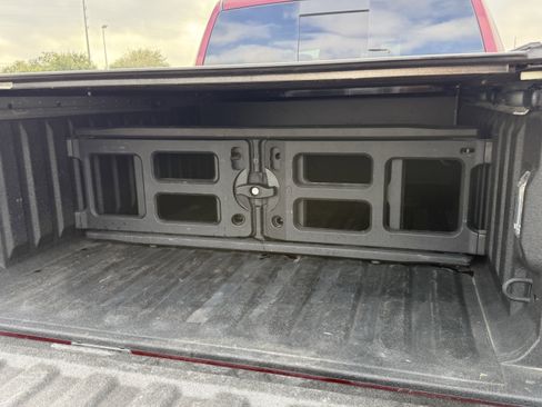 Used 2016 RAM 2500 Limited image 32