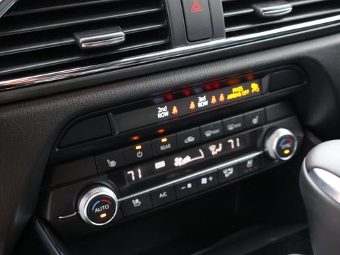Certified 2023 MAZDA CX-9 Touring Plus AWD/4WD image 30