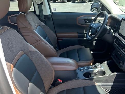 Used 2025 Ford Bronco Sport Outer Banks image 12