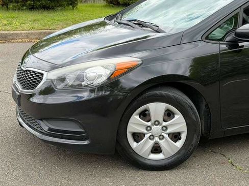 Used 2016 Kia Forte LX FWD image 3
