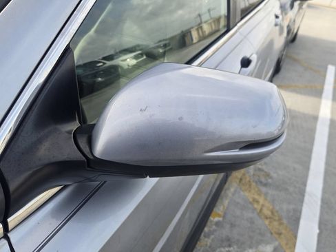Used 2021 Honda CR-V EX image 9
