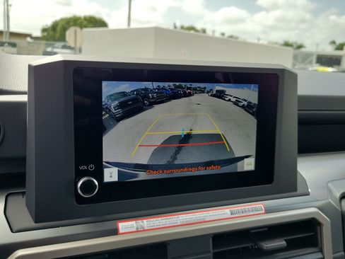 Used 2025 Toyota Tacoma SR5 RWD image 10