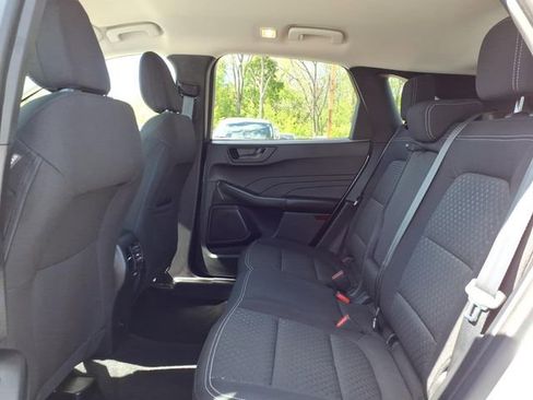 Certified 2023 Ford Escape Active AWD/4WD image 24
