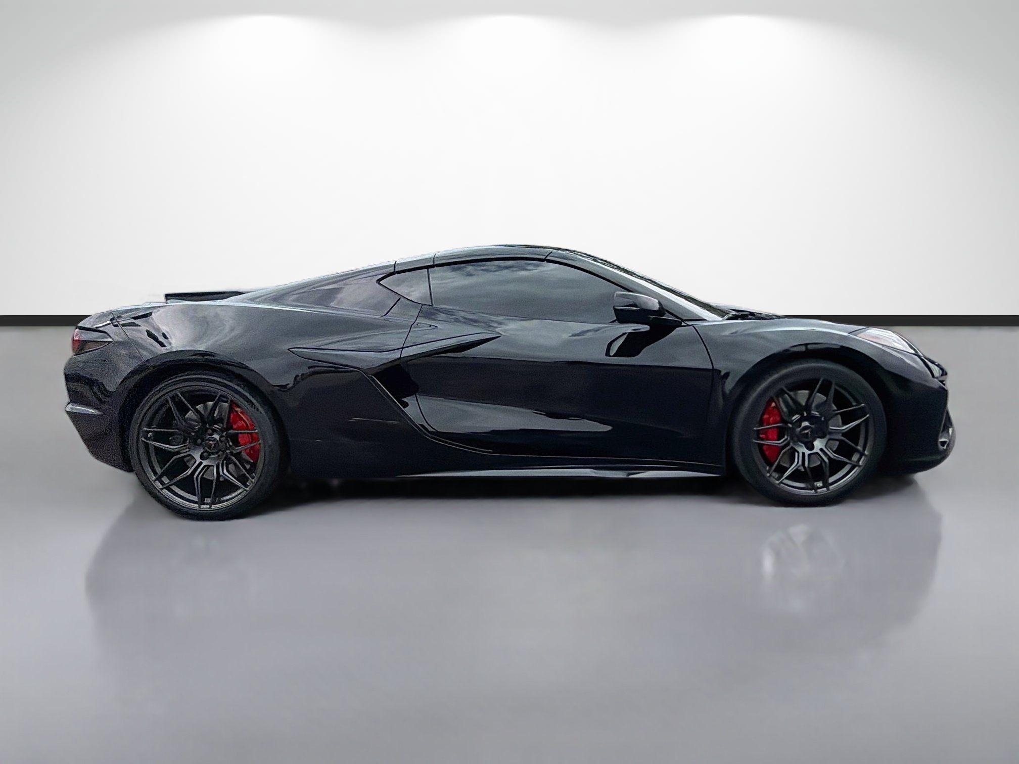 Used 2024 Chevrolet Corvette Z06 w/ Stealth Interior Trim Package RWD image 6