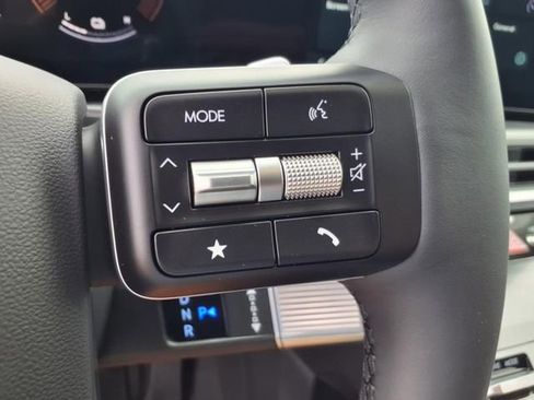 New 2026 Hyundai Santa Fe SE image 23