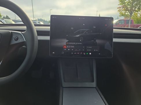 Used 2025 Tesla Model 3 Long Range RWD image 22