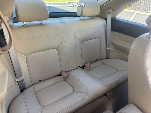 Used 2004 Volkswagen Beetle GLS image 16