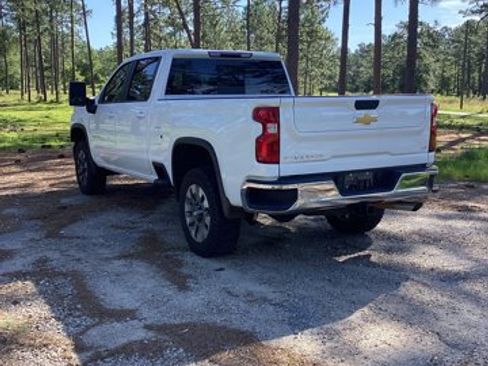 Used 2024 Chevrolet Silverado 2500 LT image 5