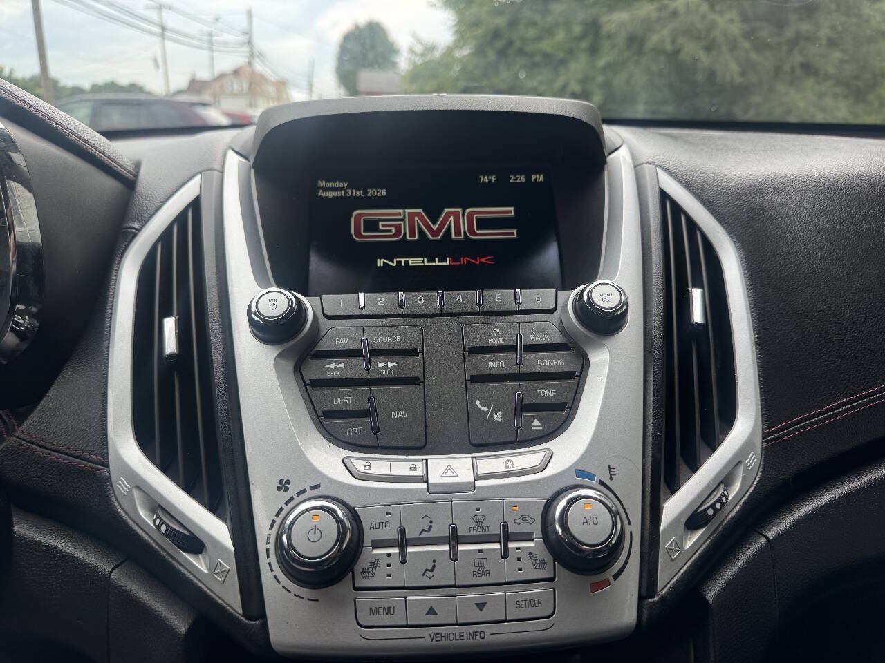Used 2015 GMC Terrain Denali w/ Cargo Package FWD image 31
